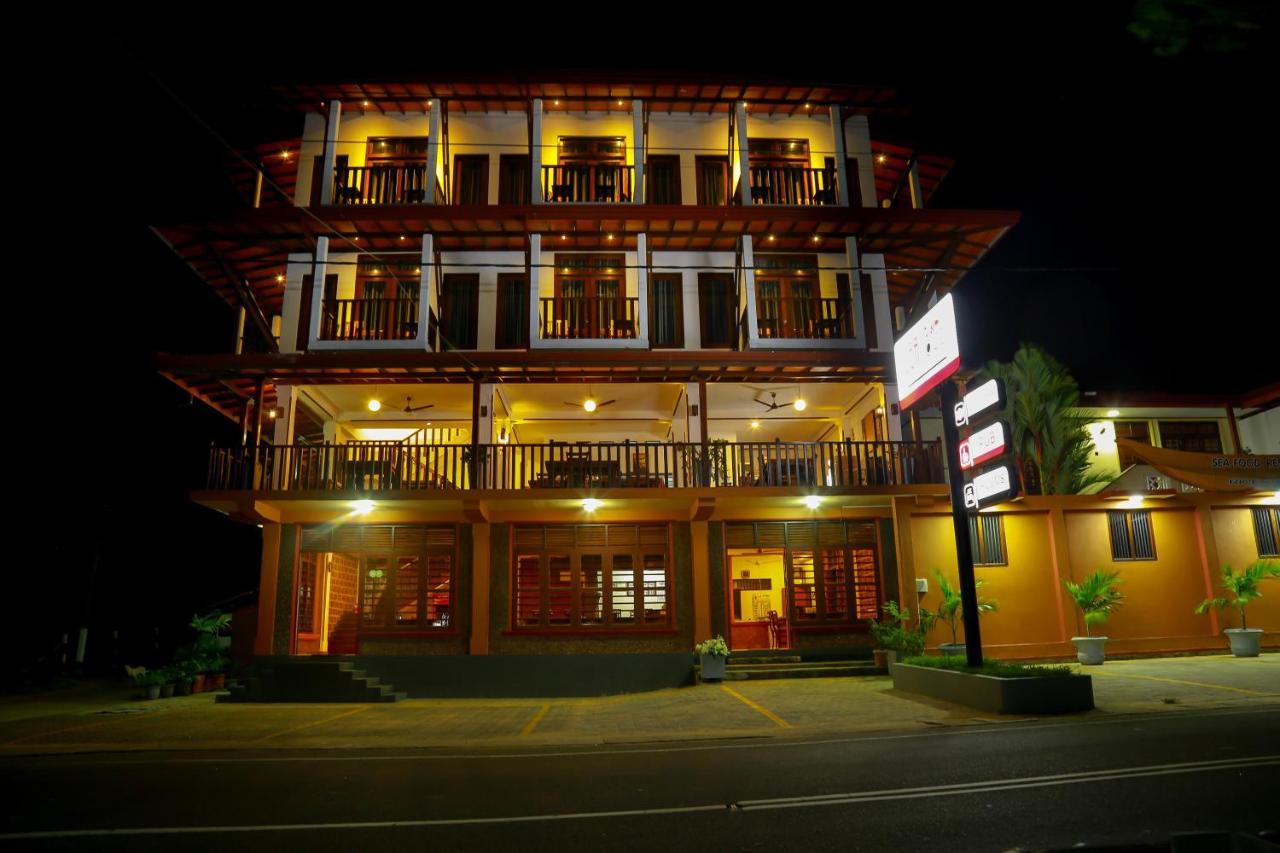 Seafood Restaurant And Motel Tangalle Exteriér fotografie